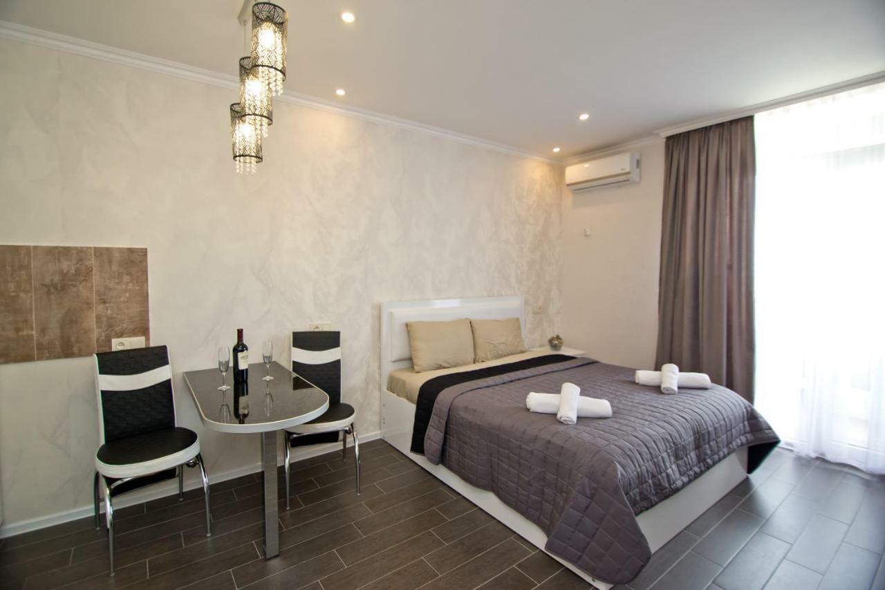 The Blue Perl 3 Apartamento Batumi Exterior foto